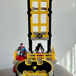Imaginext Batman Playset Tower with several Figures
